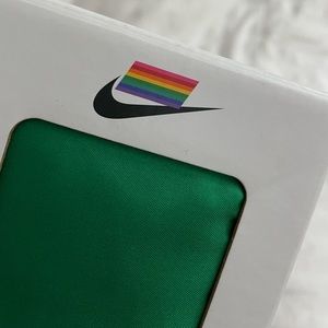 NIKE PRIDE FLAG